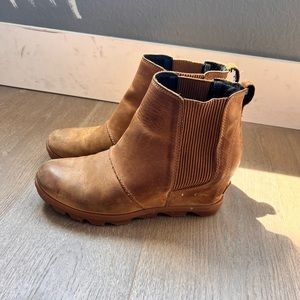 Sorel Joan of ark bootie